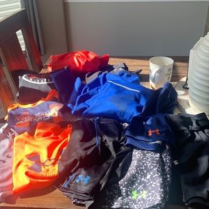 Boys Under armour bundle size 7